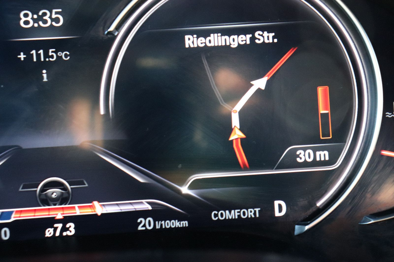 BMW 530 d xD M-SPORT*STANDHEIZ.LEDER*ACC*LED*LIVE-COC — photo 22