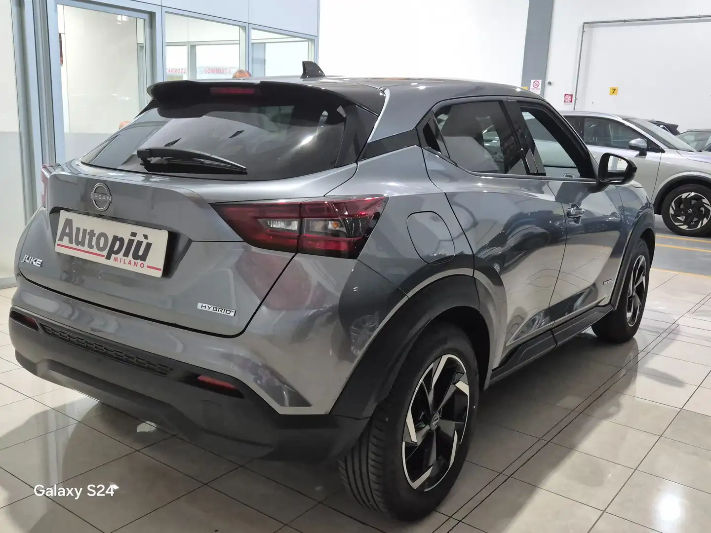 Nissan Juke Juke 1.6 hev N-Connecta Gris - 2