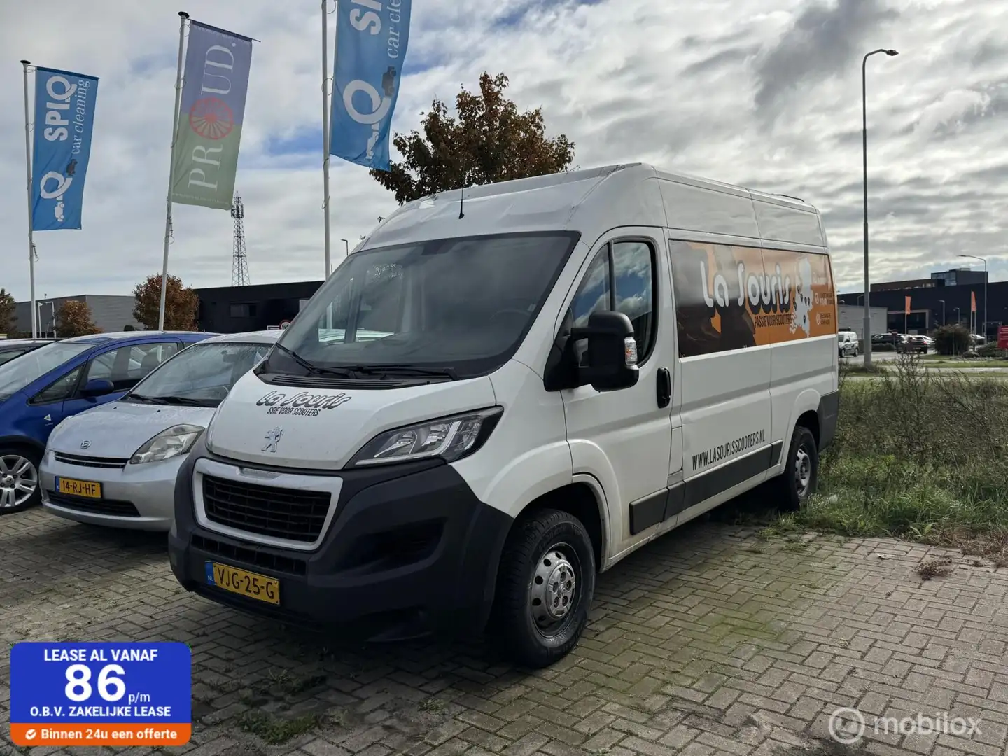Peugeot Boxer Bestel 330 2.2 BlueHDi 140 L2H2 Premium | Motor pr - 1
