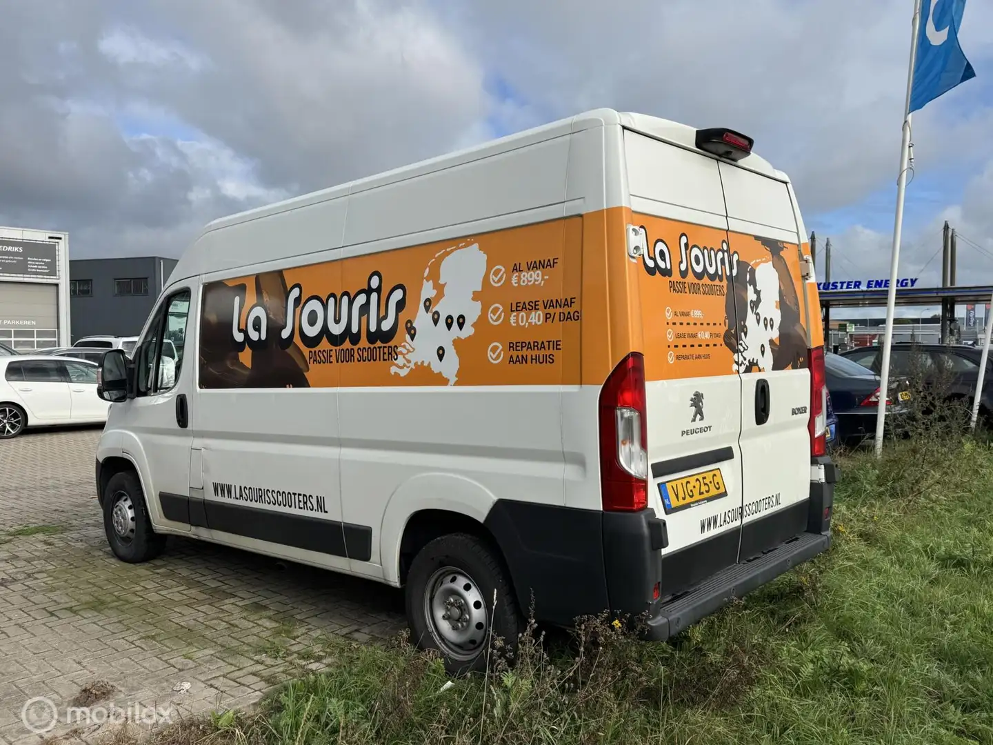 Peugeot Boxer Bestel 330 2.2 BlueHDi 140 L2H2 Premium | Motor pr - 2
