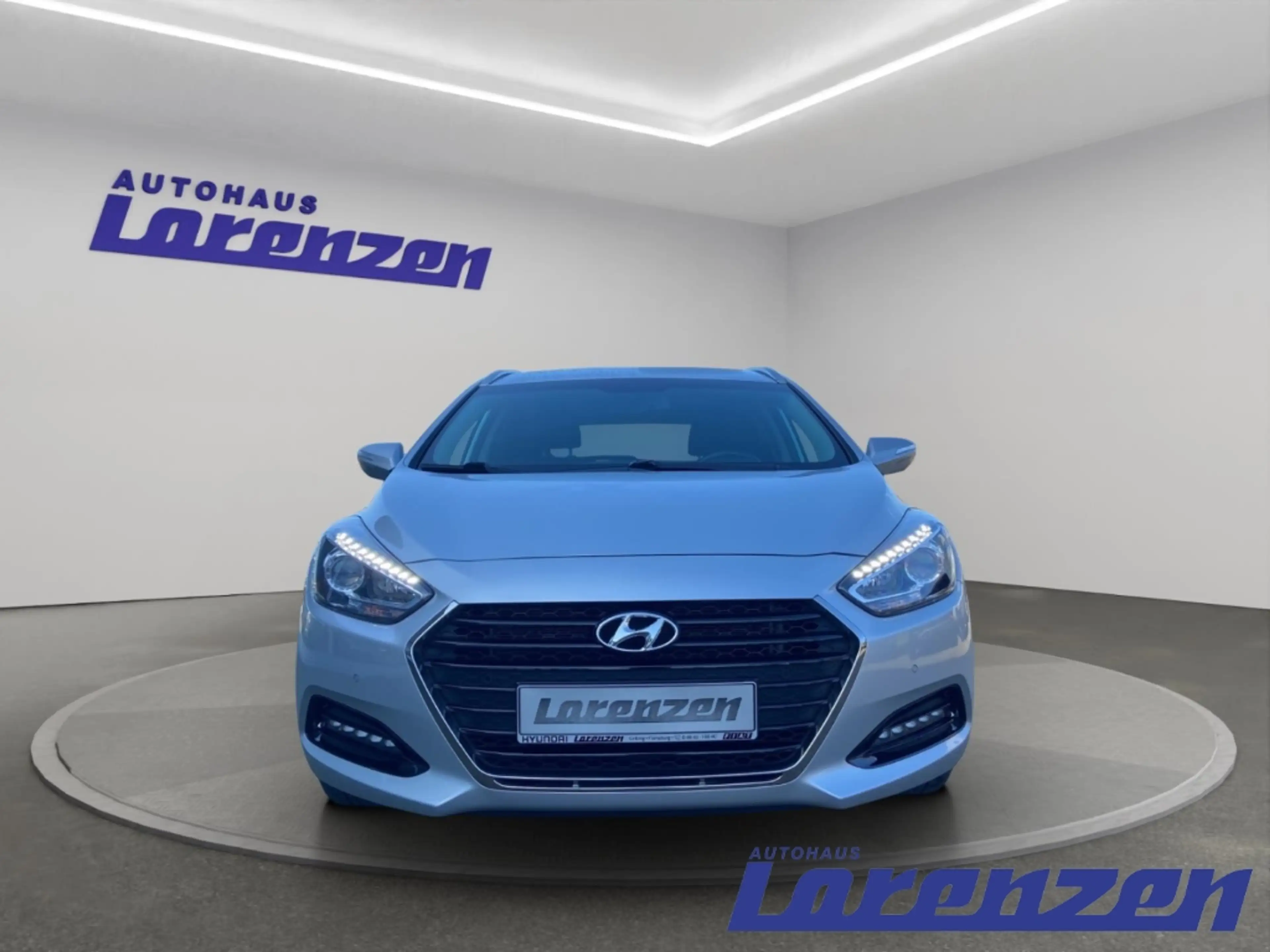 Hyundai i40 blue Trend GDI 1.6 CW M T Navi ACC Android Auto e- — photo 2