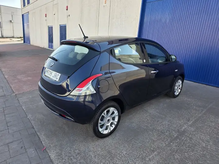 Lancia Ypsilon 1.2 evo II Opening Edition 2016, foto 7