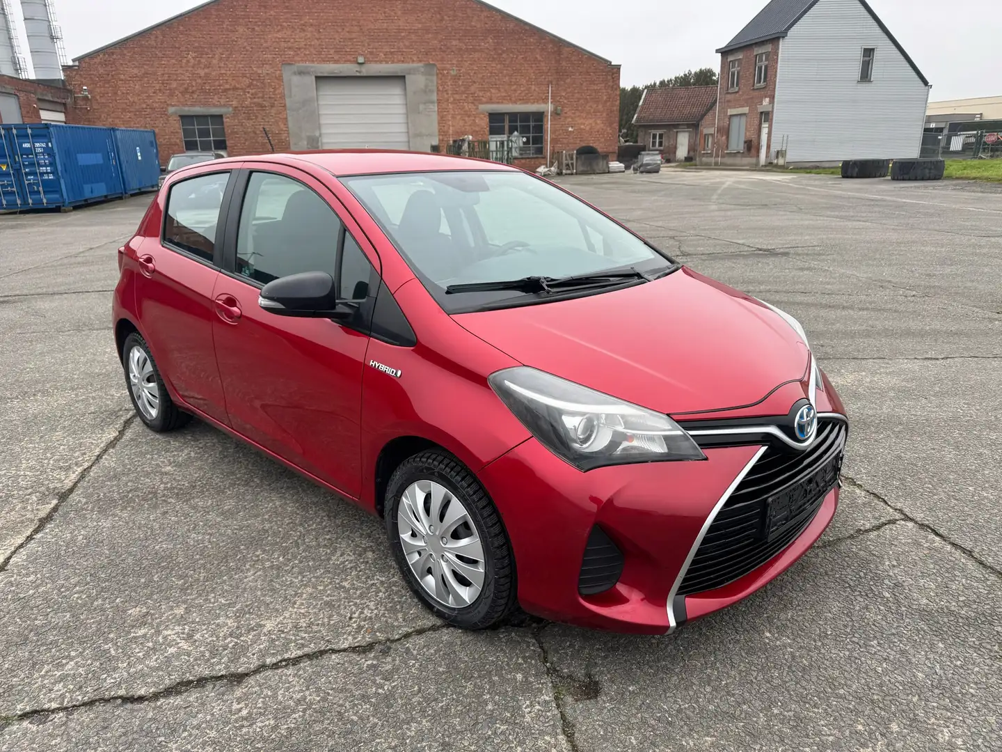 Toyota Yaris Hybrid 1.5i Essence Automaat (Only Export Africa) - 2