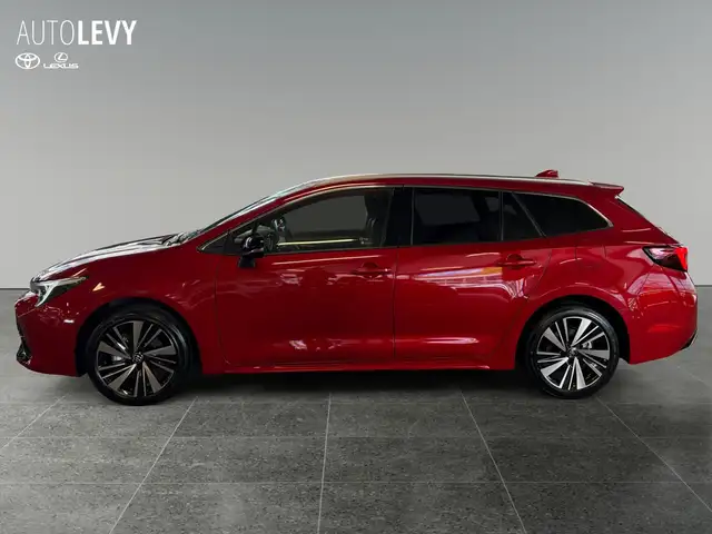 Toyota Corolla view 3
