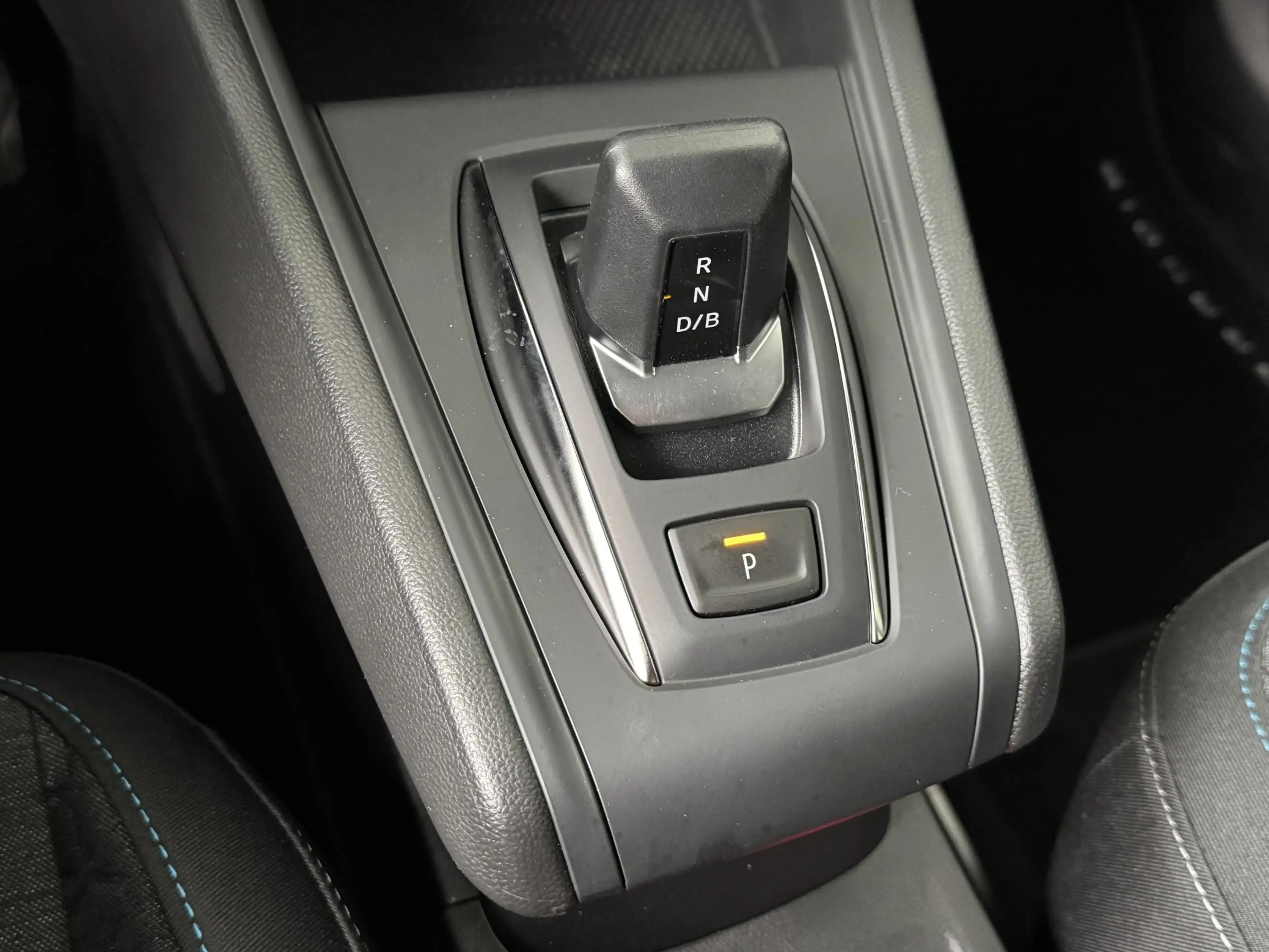 Mitsubishi Grandis 1.8 HEV Intense | DEMO | Apple Carplay / Android A — photo 19