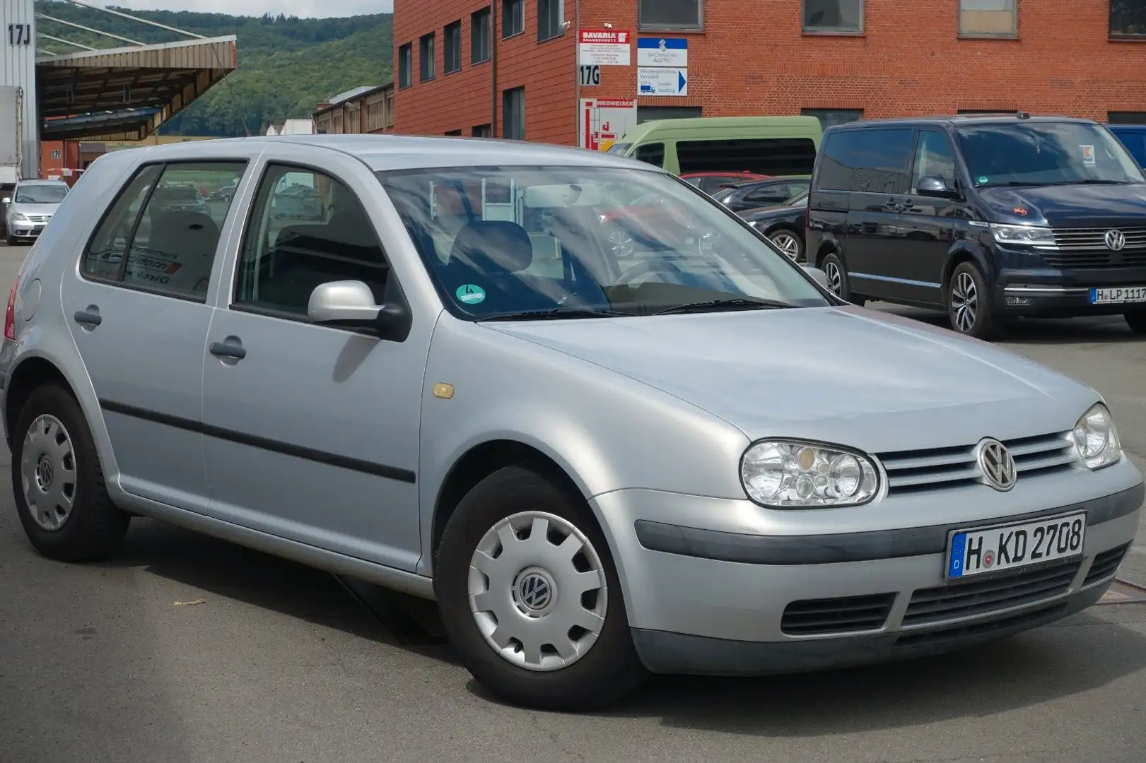 Volkswagen Golf 1.4 Comfortline*KLIMA*ZV*BC*1.HAND*SCHECKHE Silber - 1