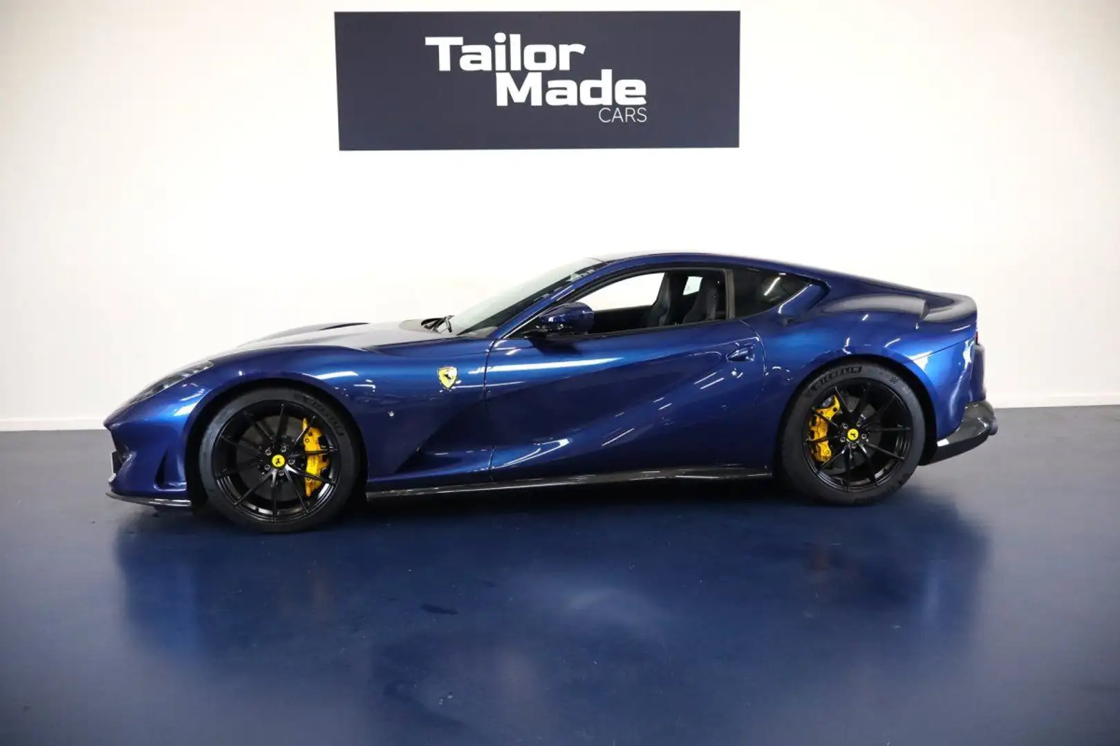 Ferrari 812 - 2
