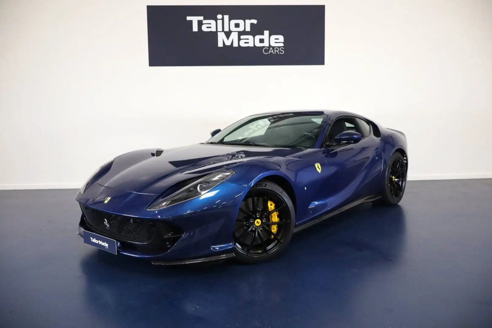 Ferrari 812 - 1