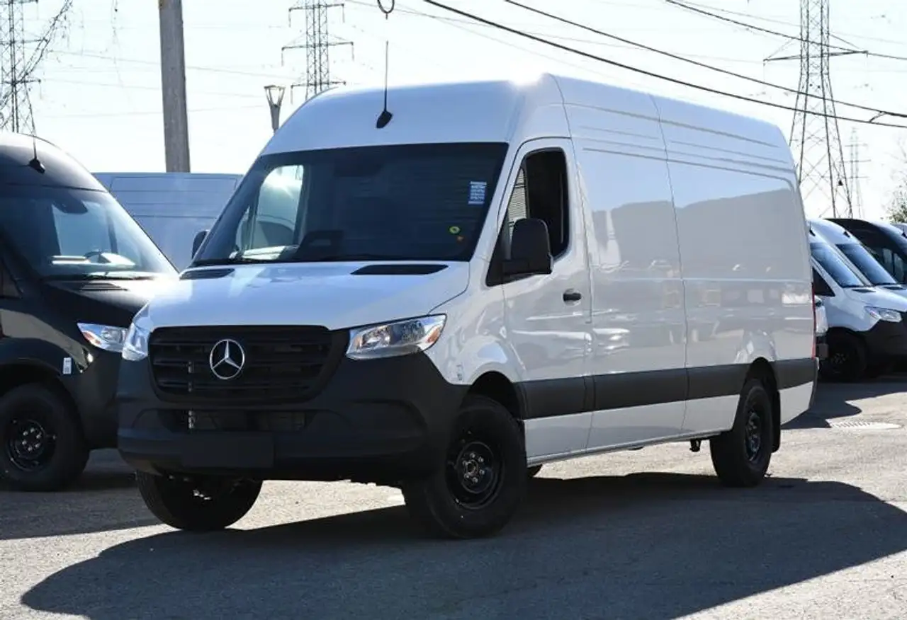 2025 Mercedes-Benz Sprinter