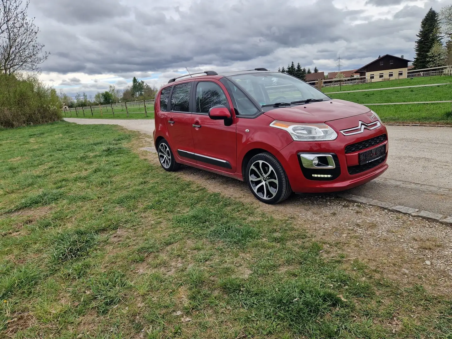 Citroen C3 Picasso PureTech 110 Exclusive - 1