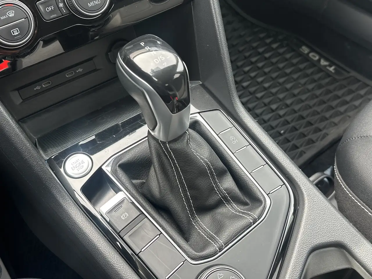 Volkswagen Taos снимка Volkswagen Taos