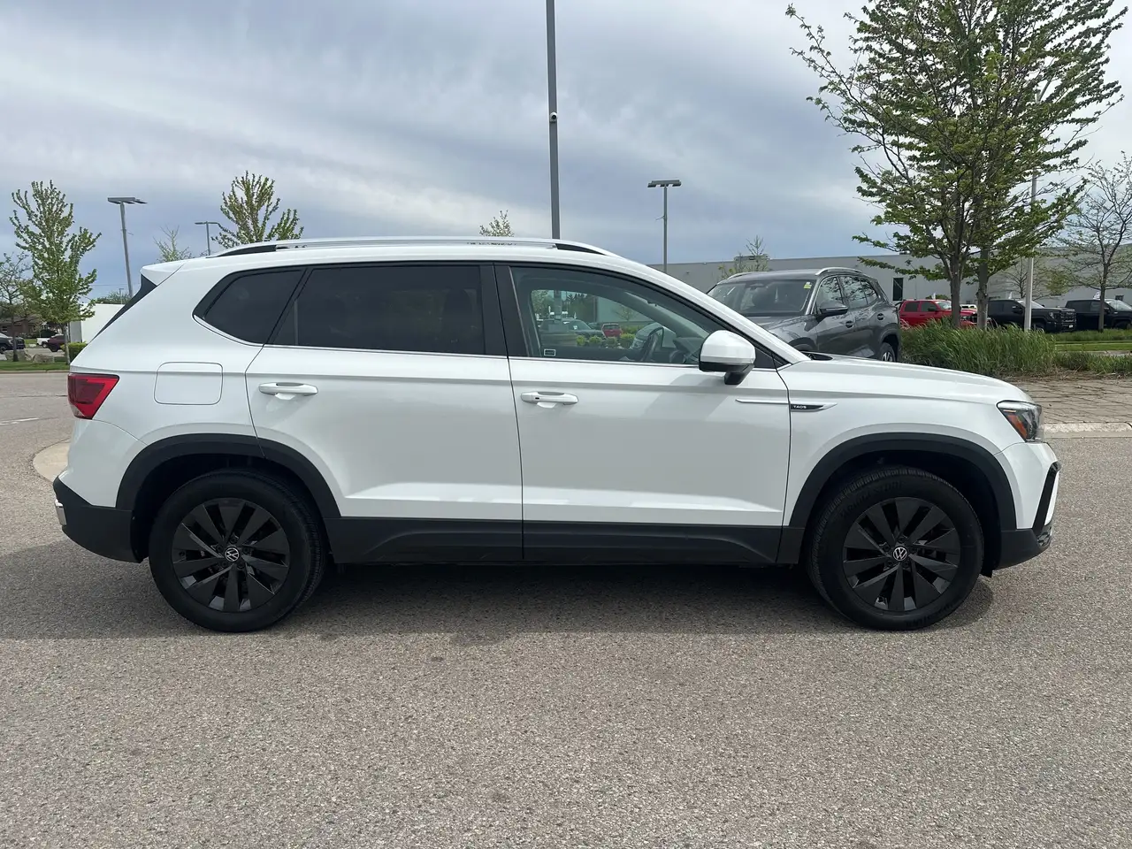 Volkswagen Taos снимка Volkswagen Taos