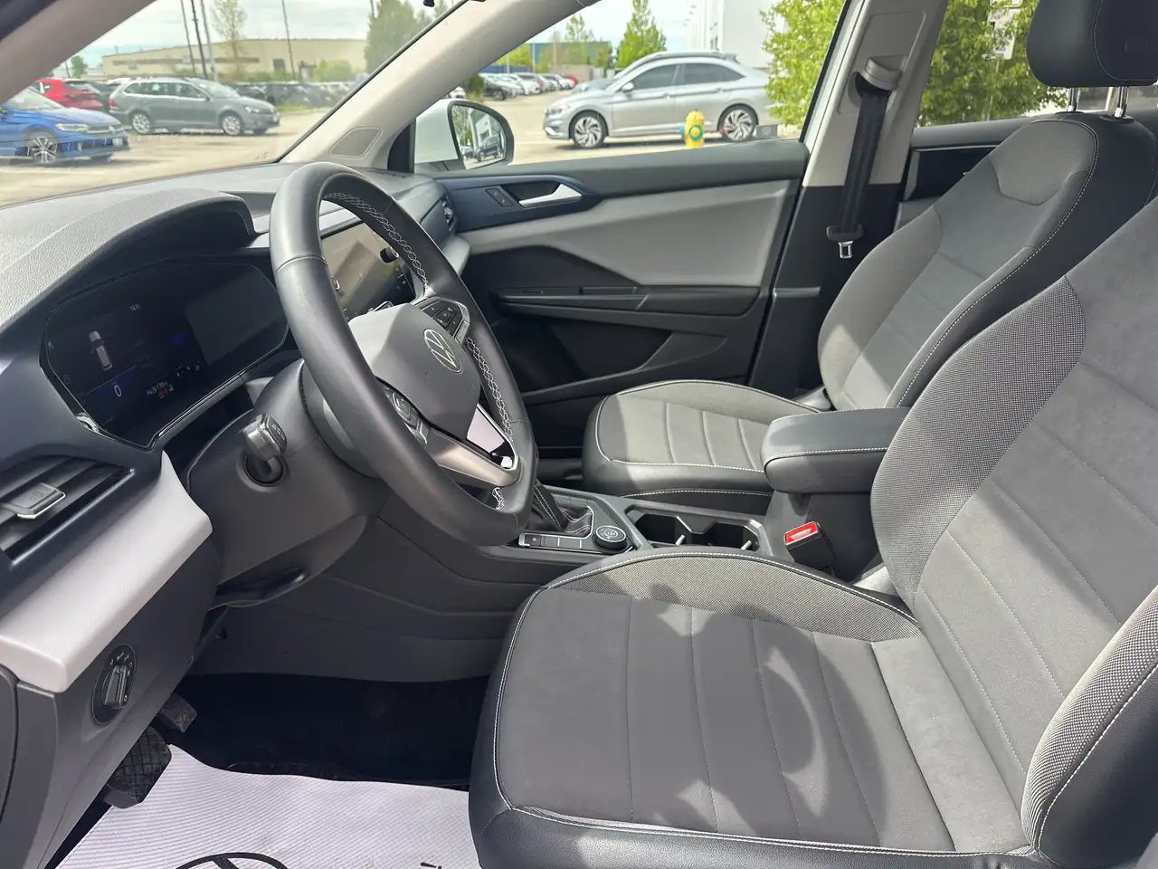 Volkswagen Taos снимка Volkswagen Taos