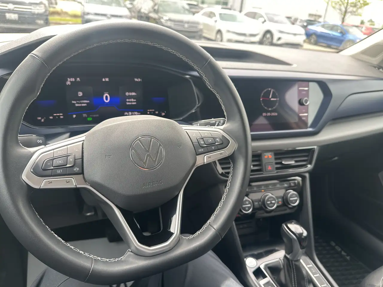 Volkswagen Taos снимка Volkswagen Taos