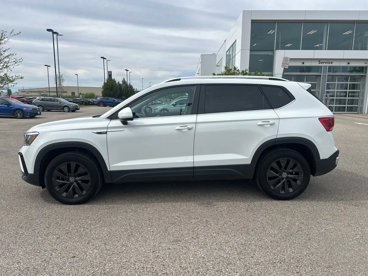 Volkswagen Taos снимка Volkswagen Taos
