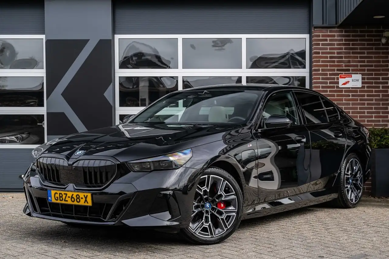 BMW 550 BMW 550e xDrive M Sport Pro | Bowers & Wilkins | P