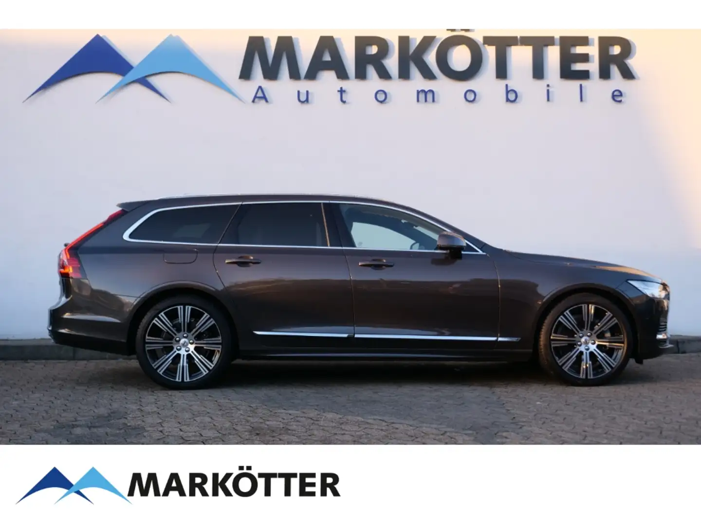 Volvo V90 T8 AWD Recharge Ultimate Bright/20''/B&W/HuD Grau - 2