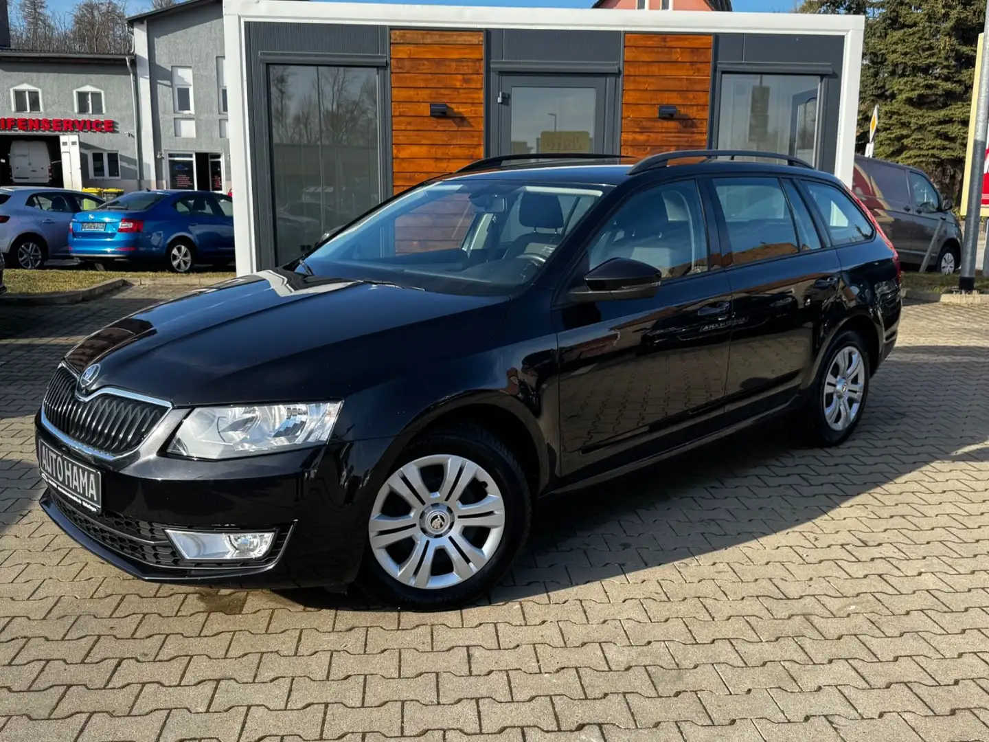 Skoda Octavia Combi 2.0 TDI DSG Ambition *NAVI*AHK*BT* Schwarz - 1