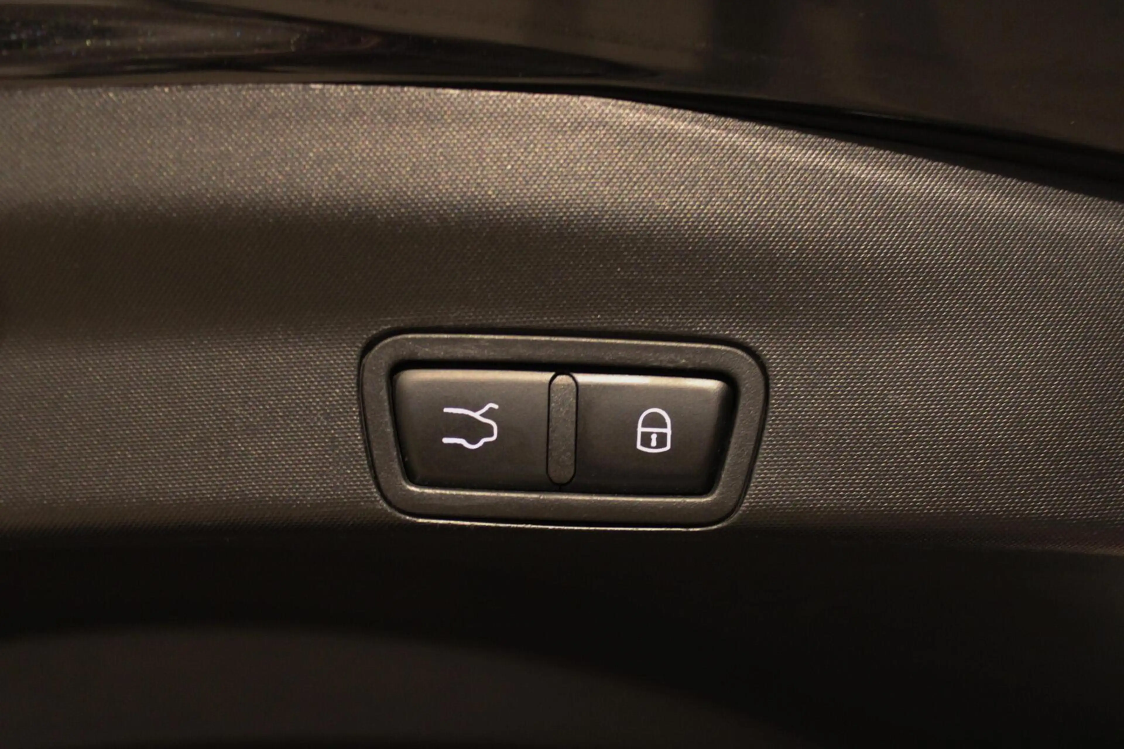 Alfa Romeo Stelvio 2.0 T AWD Q4 First Edition PANO | LEER — photo 33