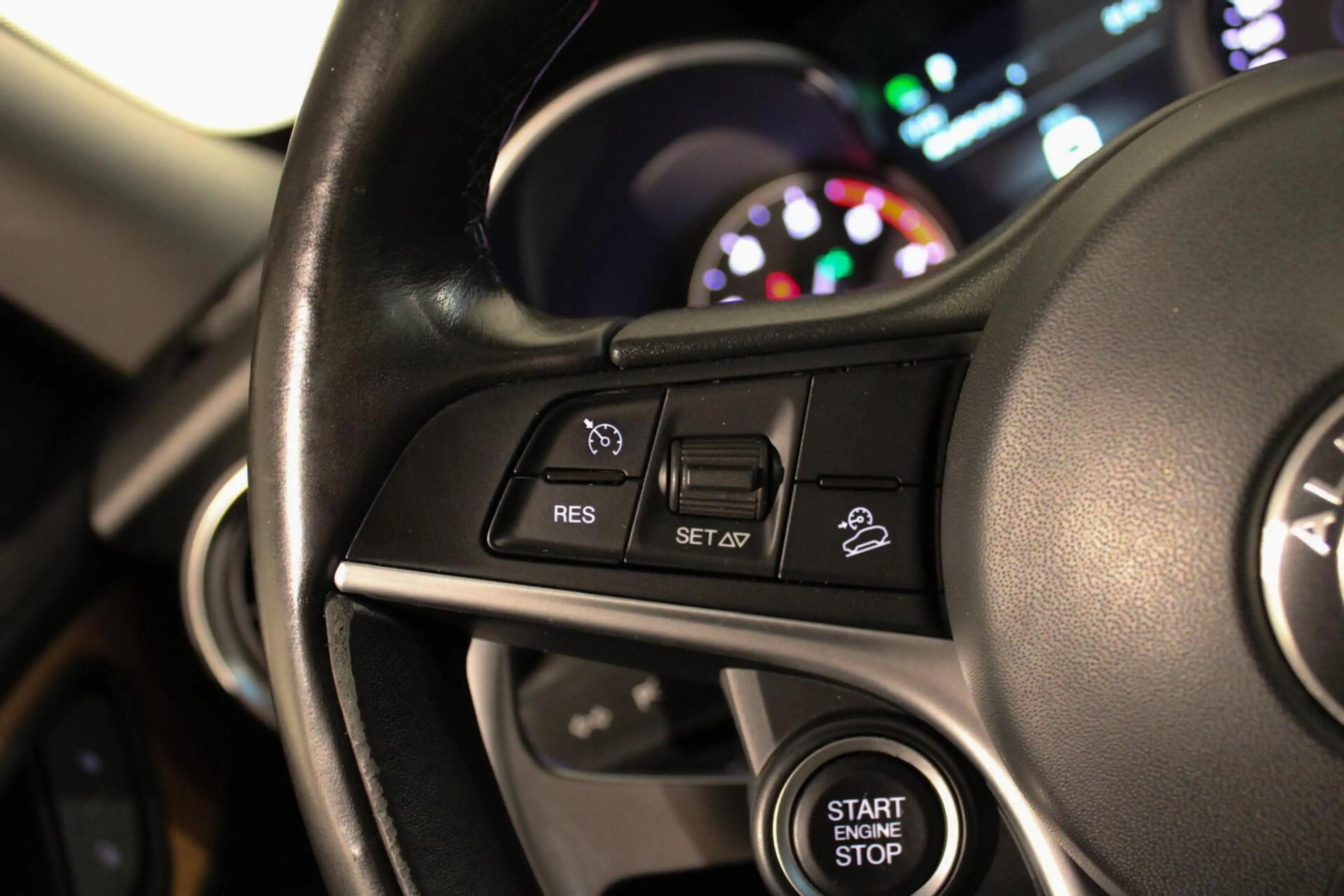 Alfa Romeo Stelvio 2.0 T AWD Q4 First Edition PANO | LEER — photo 34