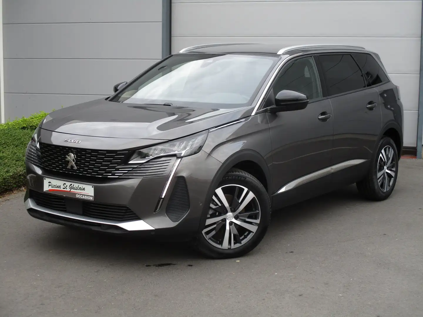 Peugeot 5008 5008 1.2 Turbo MHEV Allure Pack DCT Gris - 1