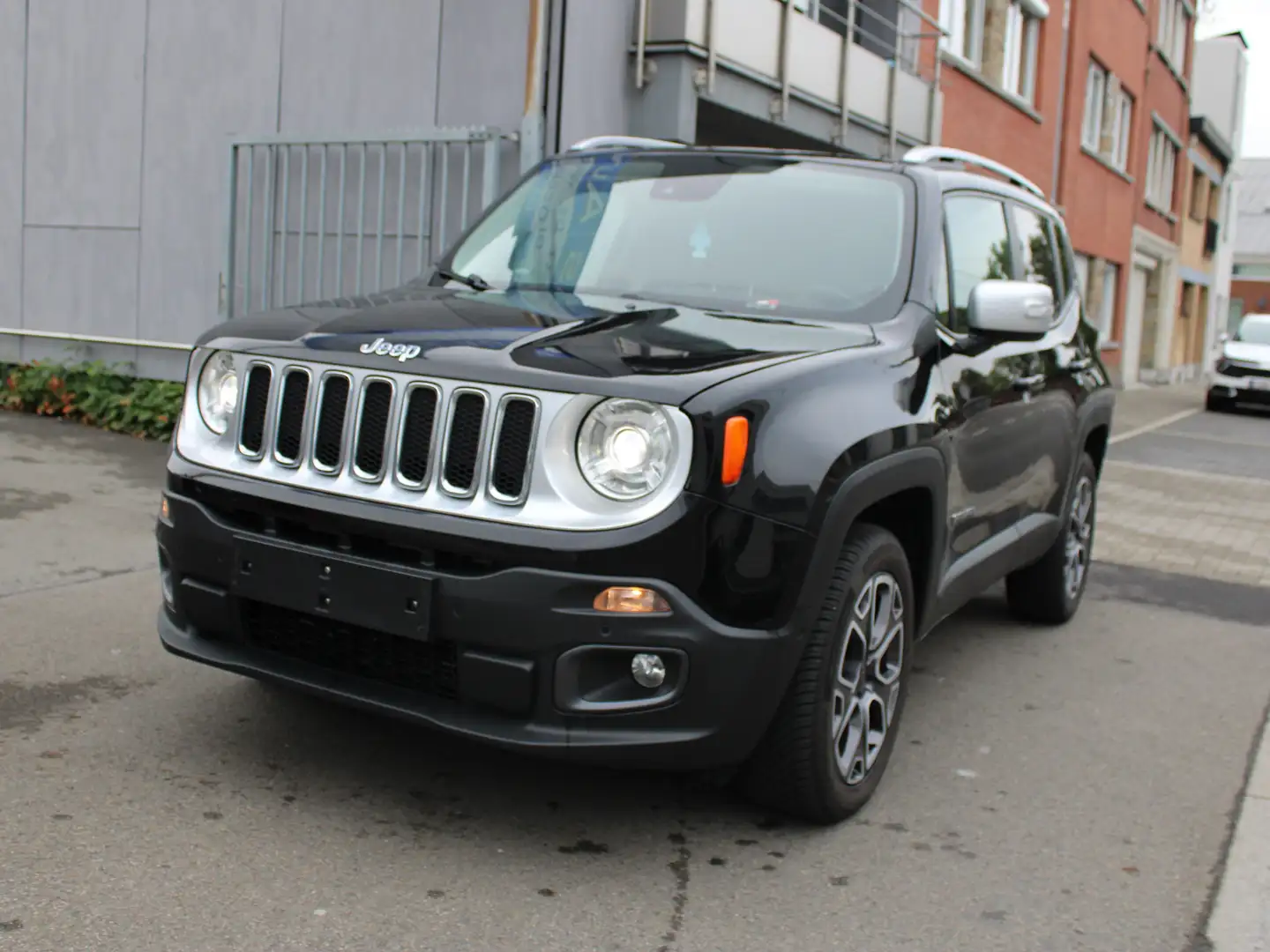 Jeep Renegade 2.0 MJD 4x4+BOÎTE AUTO+CUIR+CAMERA+GPS++ Noir - 1