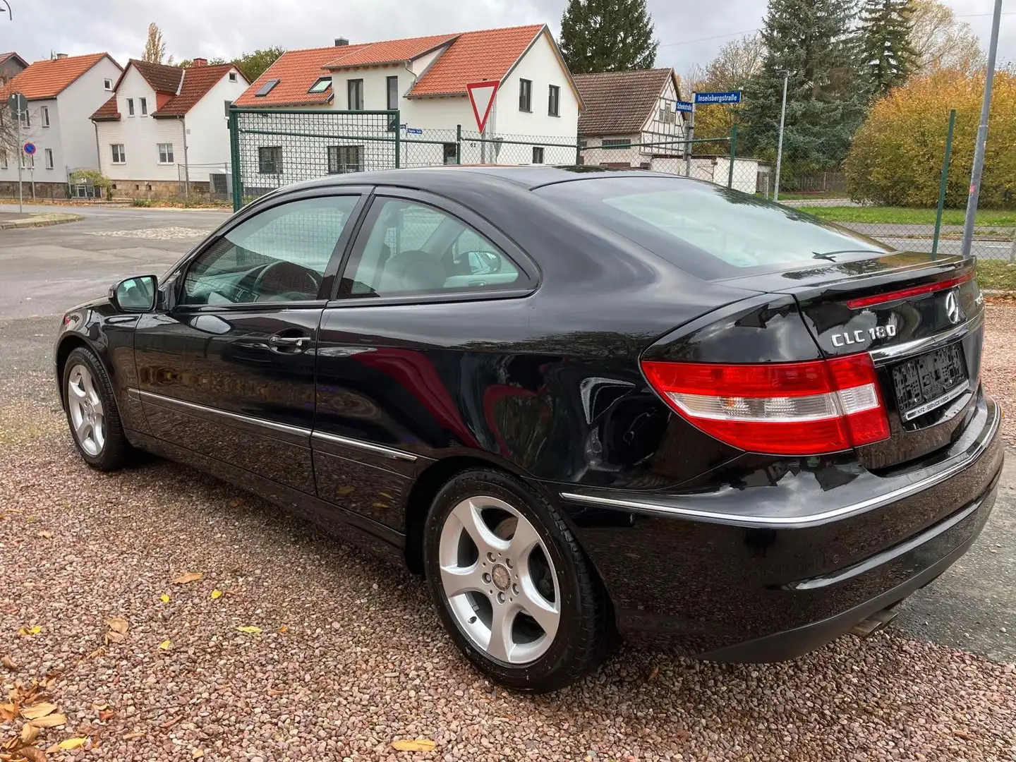 Mercedes-Benz CLC CLC -Klasse Kompressor BiXenon Navi Černá - 2