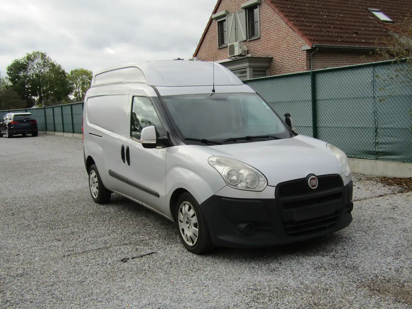 Fiat Doblo Doblo Cargo XL Argent - 2