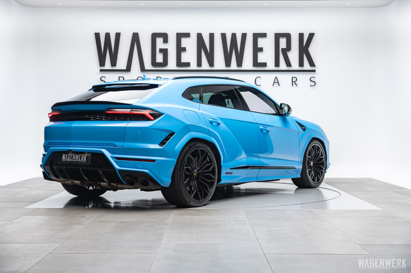 Lamborghini Urus SE AD-PERSONAM MY2025 FULL-CARBON PANORAMA BICOLOR — photo 3