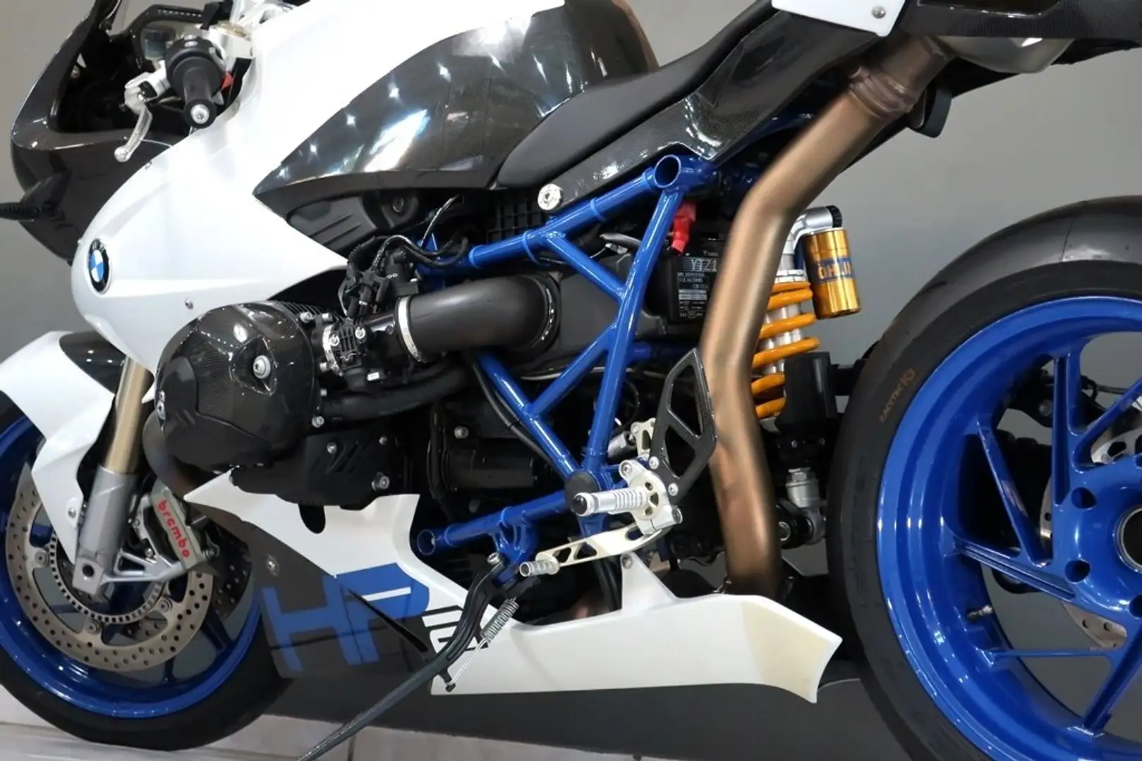 BMW HP2 Sport 1 von 575 - 8296 km - Sammlerzustand Blau - 2
