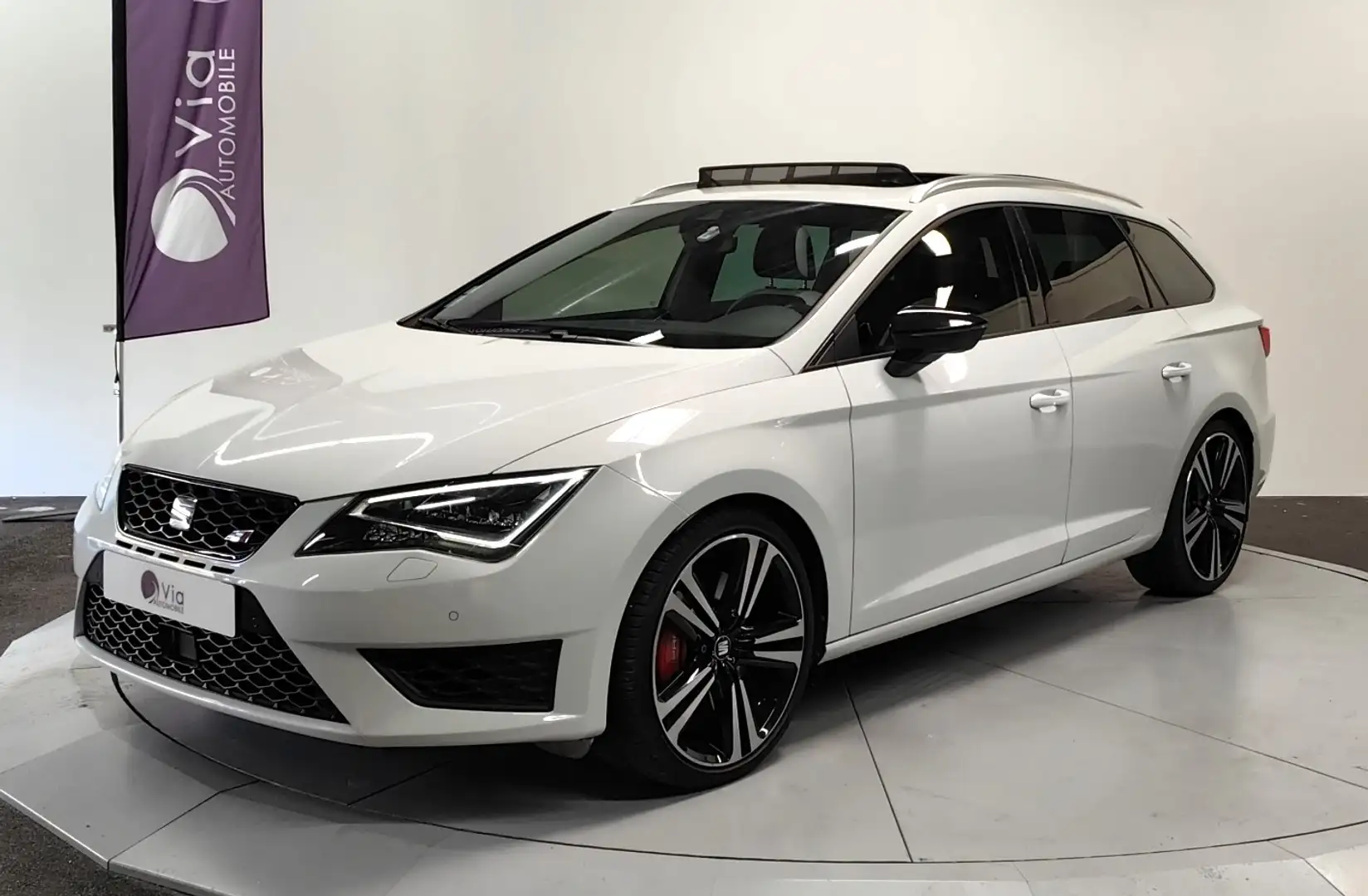 SEAT Leon 2.0 TSI 290 Cupra DSG6 / Entretien SEAT / Apple Ca Blanc - 1
