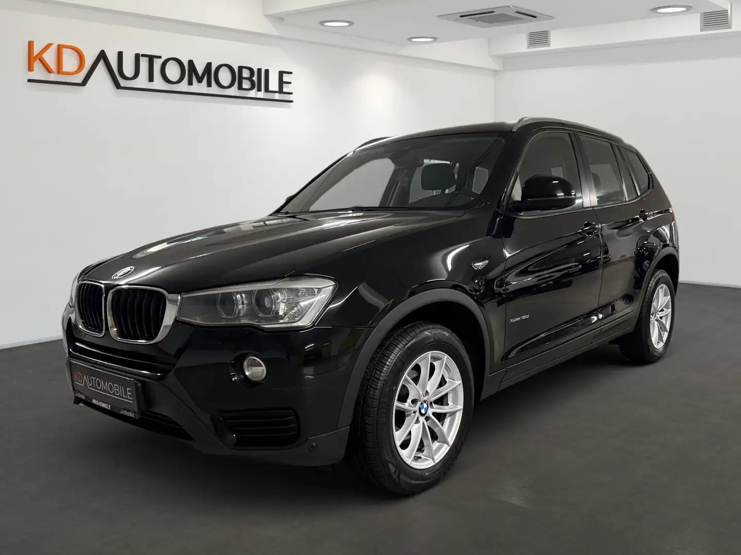 BMW X3 sDrive 18d Aut. Schwarz - 1