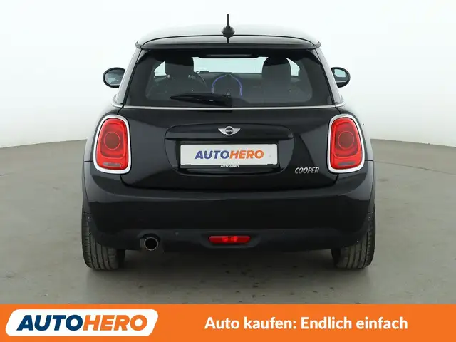 Mini Hatch view 5