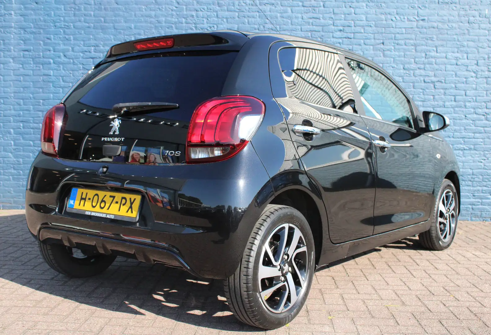 Peugeot 108 1.0 e-VTi Allure | Navi by app | Camera | Climate Noir - 2