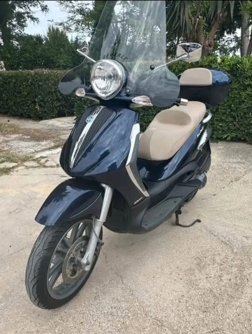 Piaggio Beverly 250 Modrá - 2