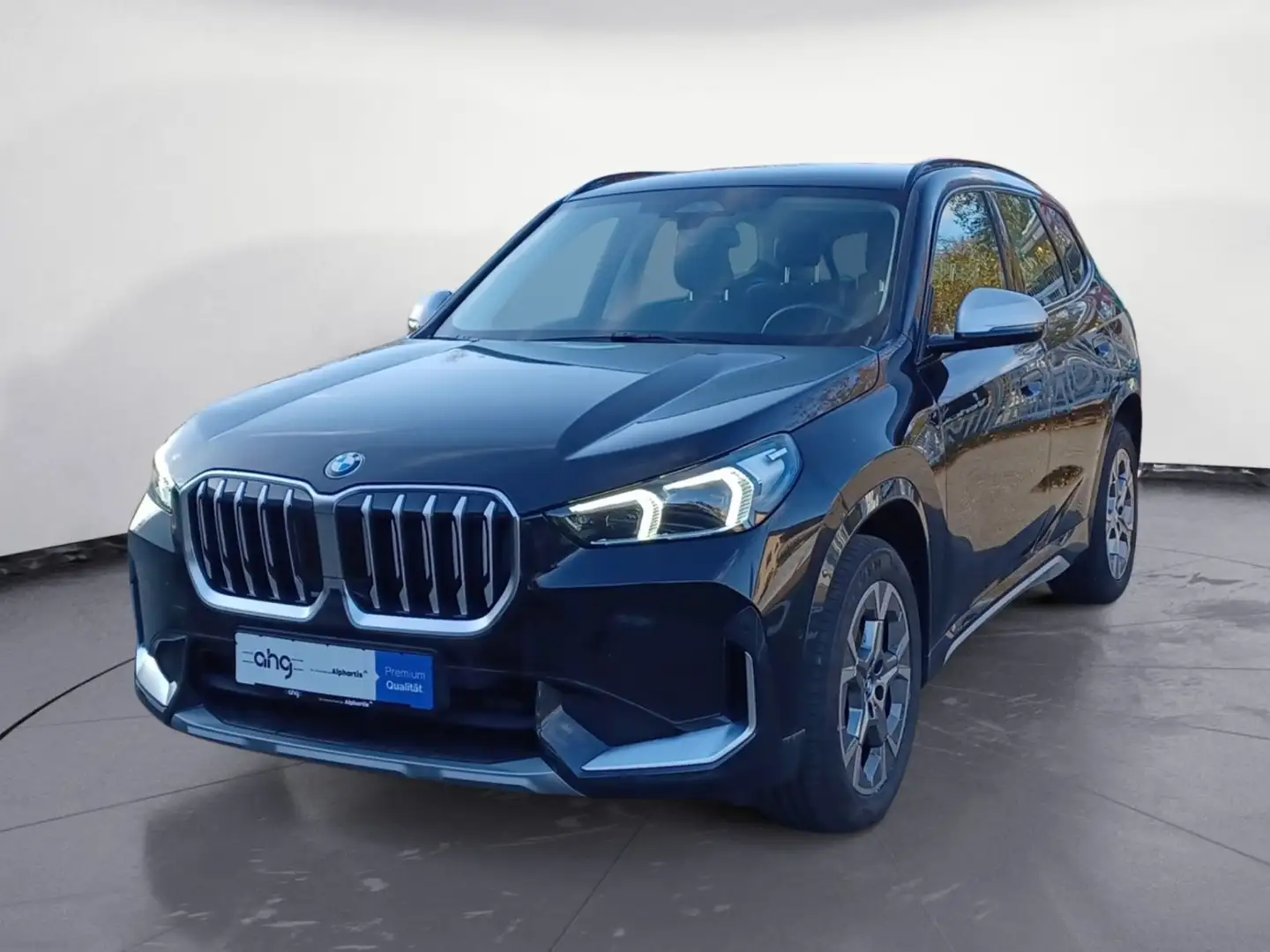 BMW X1 sDrive18i *xLine*Shadow*LED*LHZ*PDC*SHZ*DAB*N Noir - 2