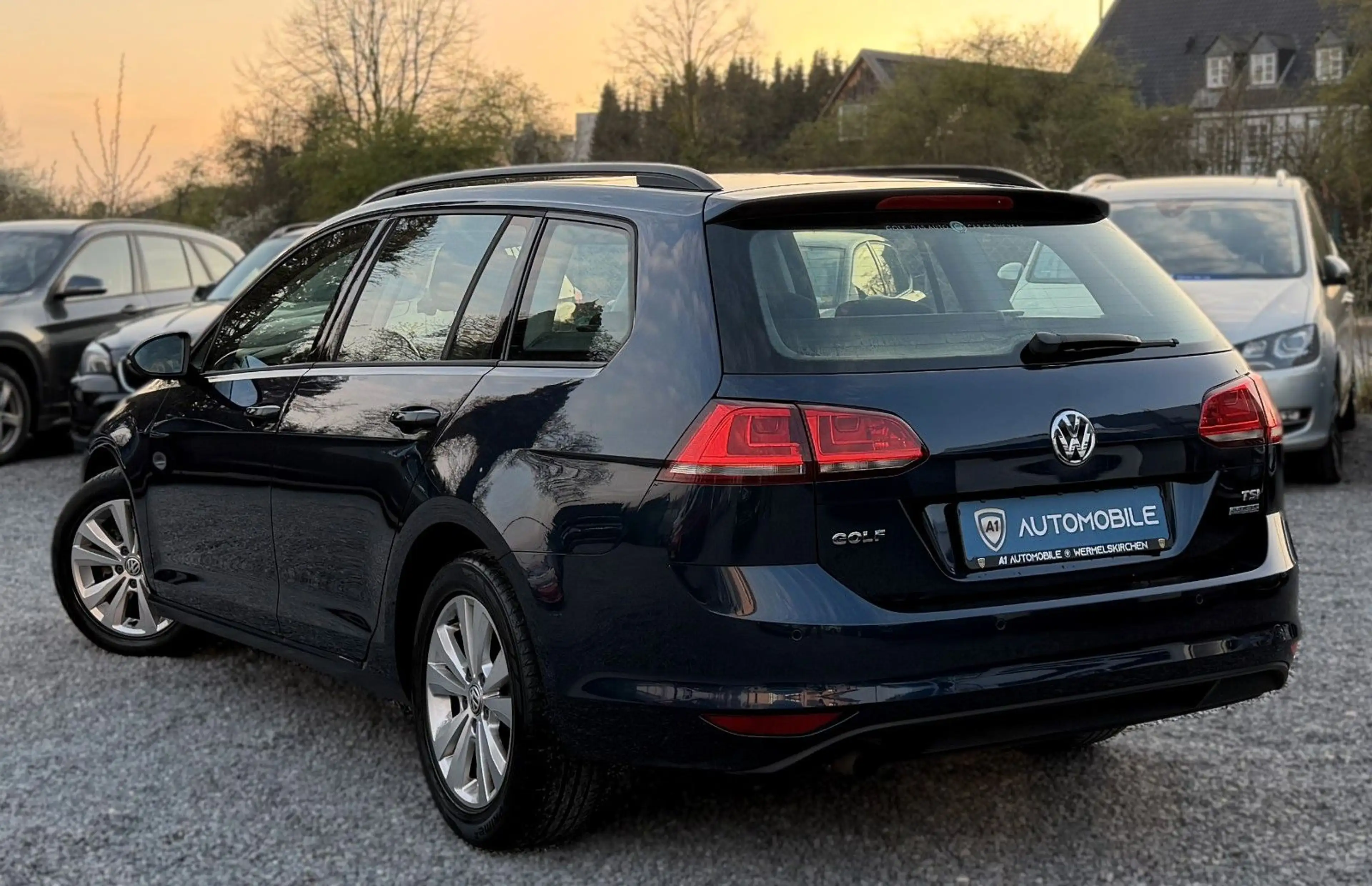 Volkswagen Golf VII Variant Trendline BMT°PANO°TEMP°PDC°SHZ — photo 6