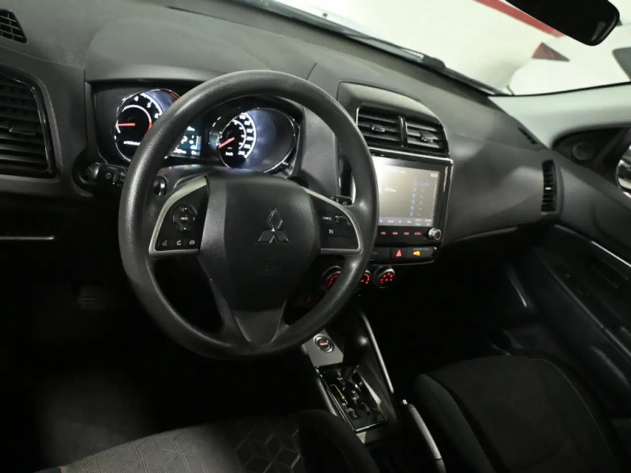 Mitsubishi RVR снимка Mitsubishi RVR