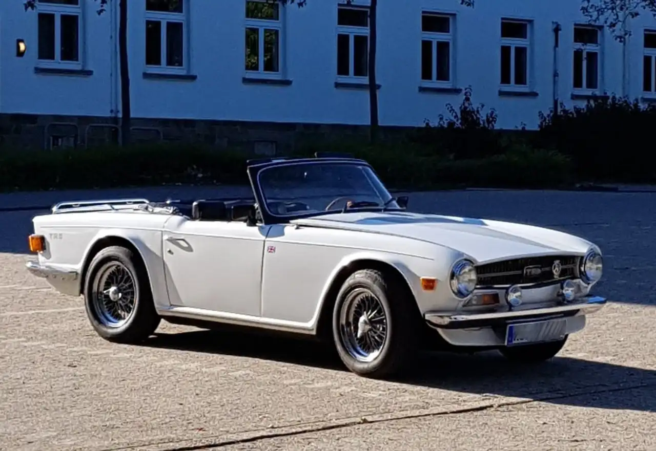 Triumph TR6