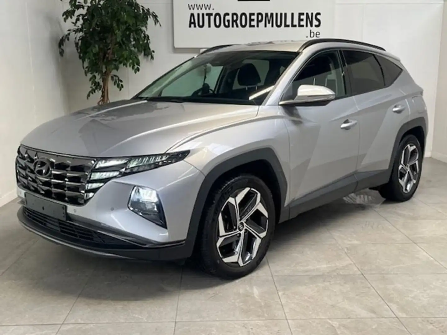 Hyundai TUCSON T-GDi Feel 4WD 6AT PHEV Argent - 1