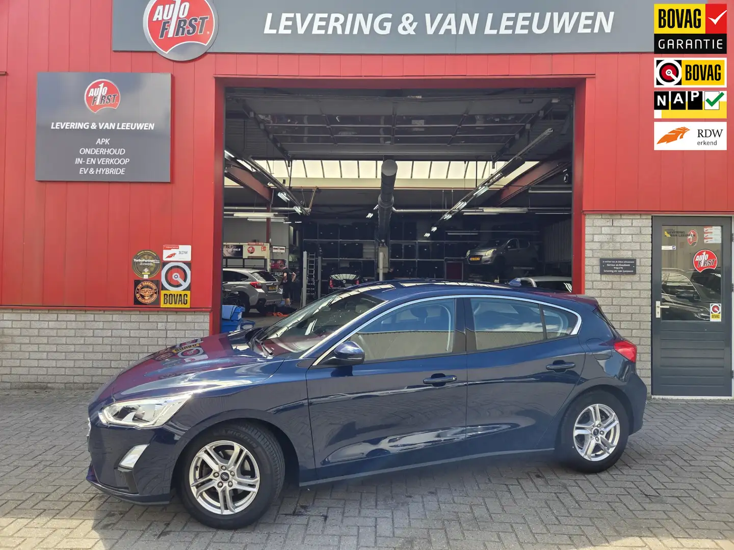Ford Focus 1.0 EcoBoost Trend Edition Business/ Navigatie/ LM Blauw - 1