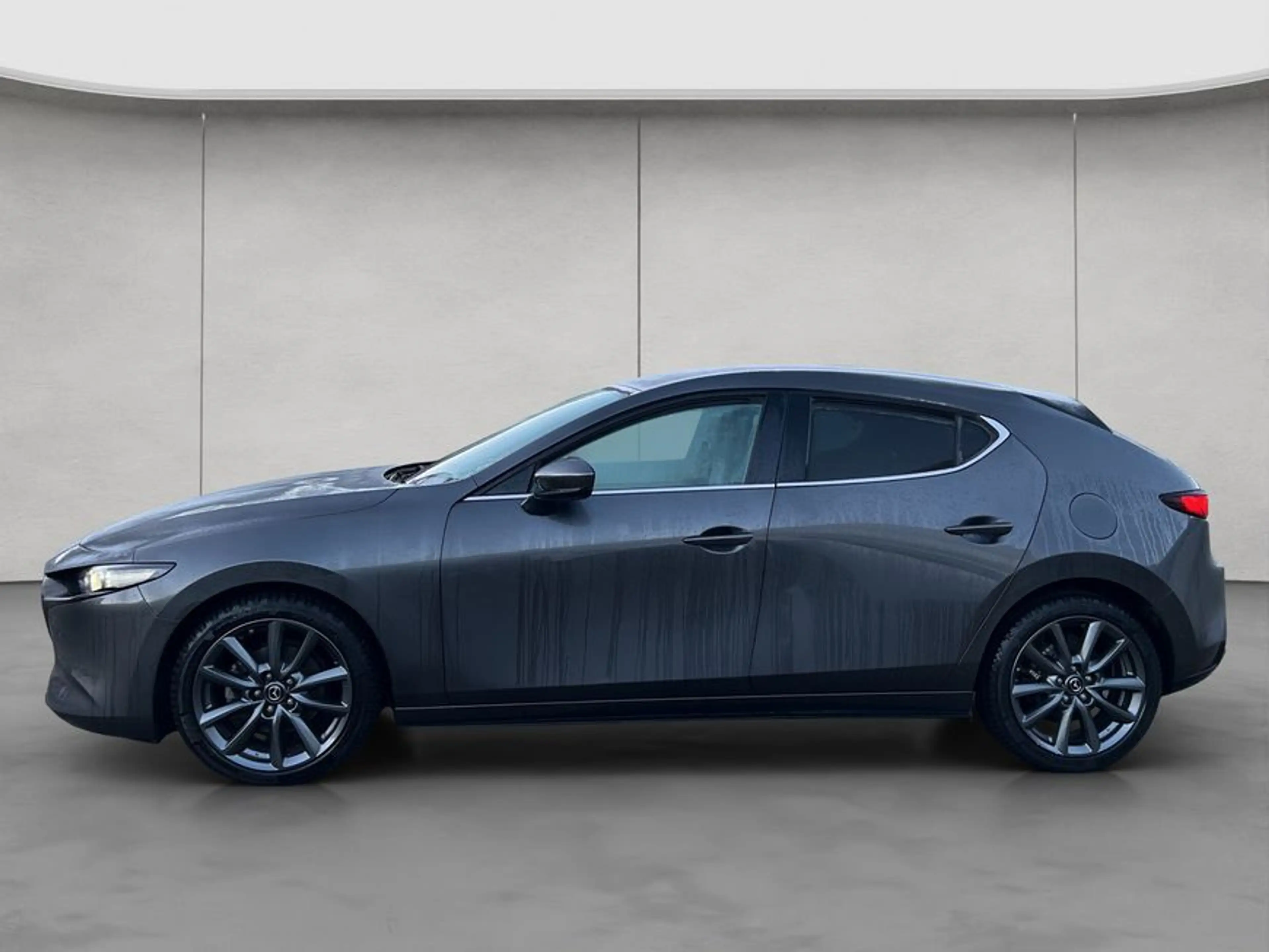 Mazda 3 FASTBACK SKYACTIV-X 2.0 M-Hybrid SELECTION — photo 2