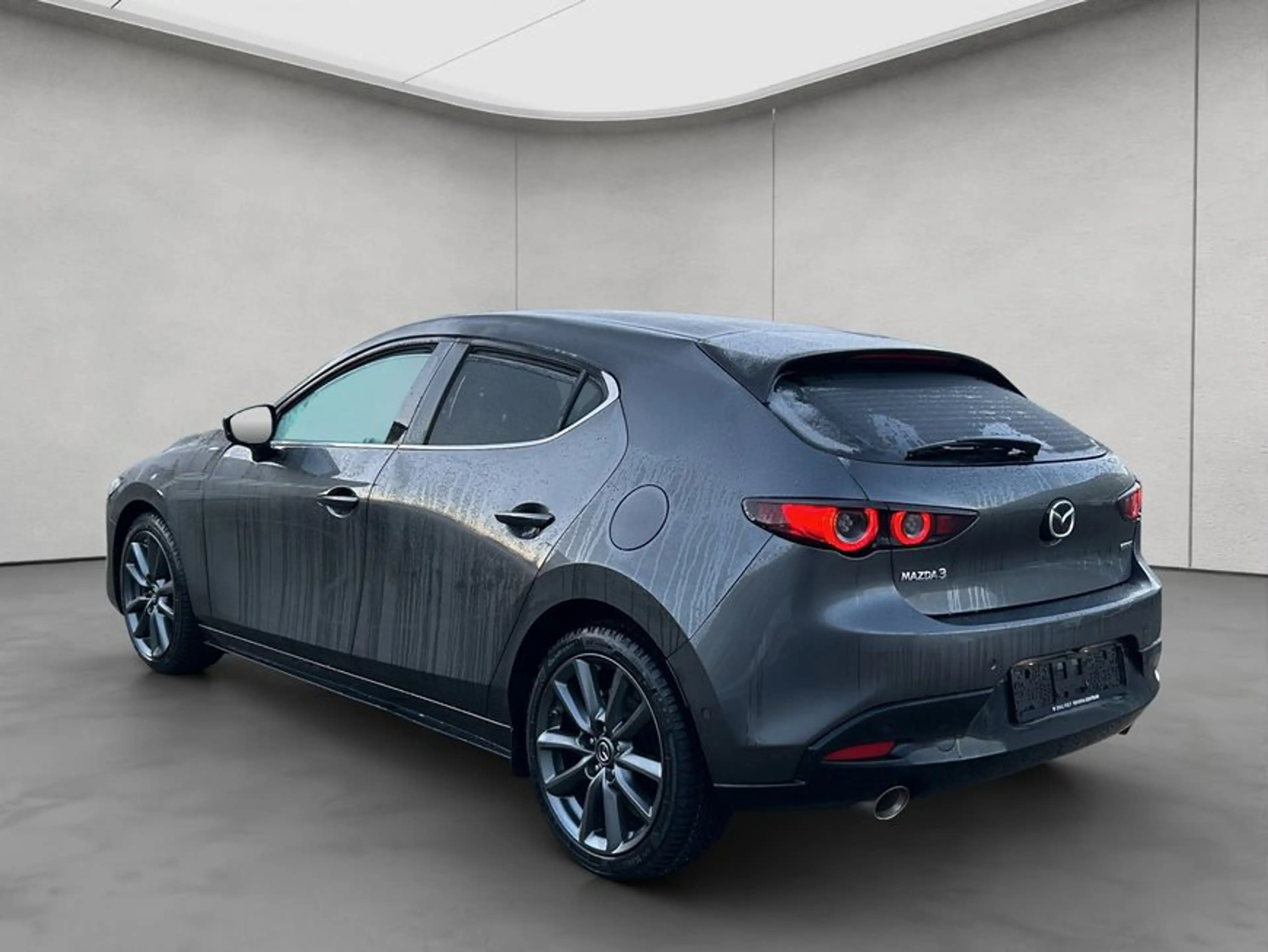 Mazda 3 FASTBACK SKYACTIV-X 2.0 M-Hybrid SELECTION — photo 3