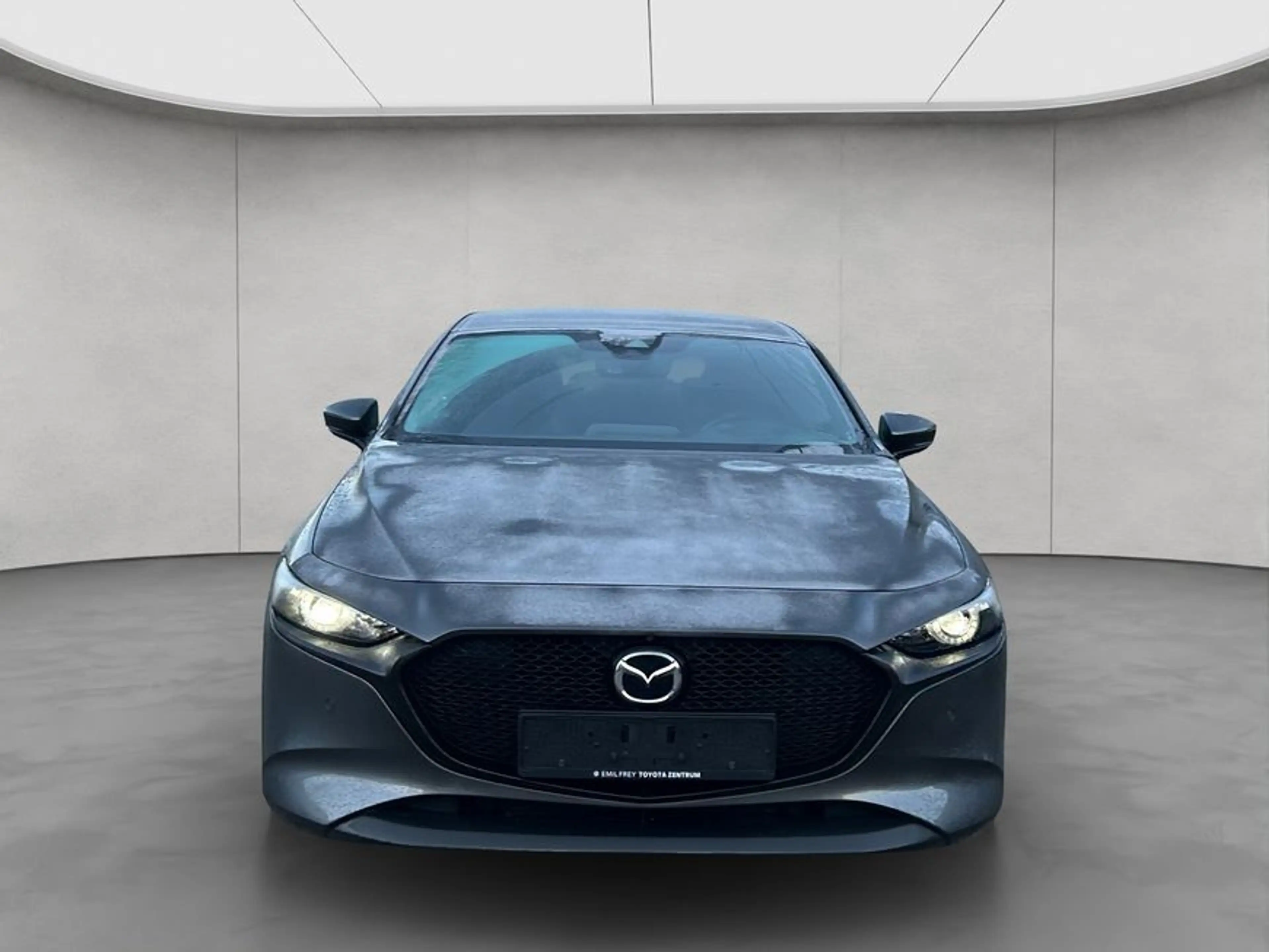 Mazda 3 FASTBACK SKYACTIV-X 2.0 M-Hybrid SELECTION — photo 9