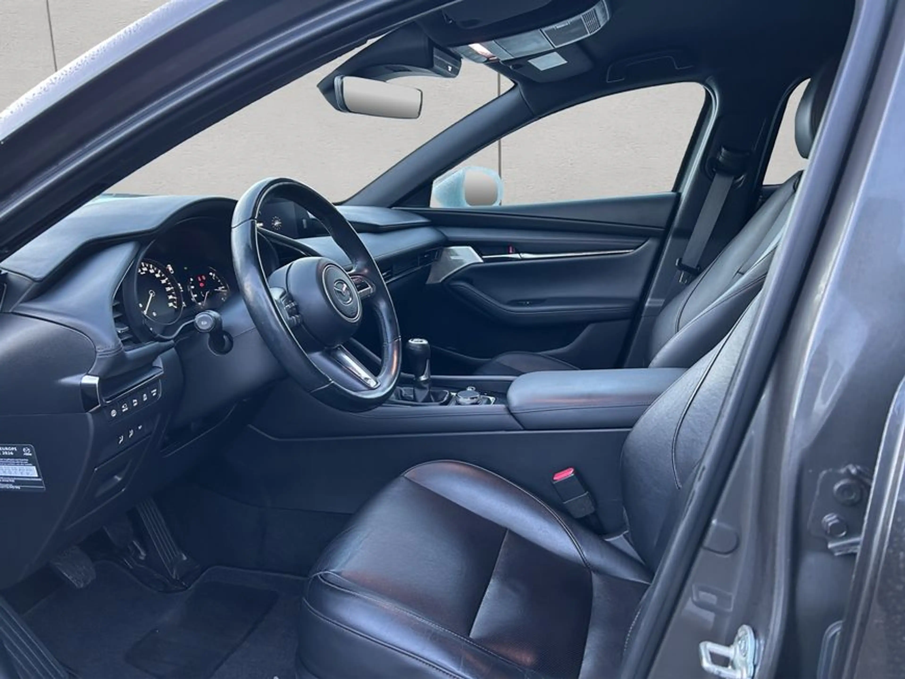 Mazda 3 FASTBACK SKYACTIV-X 2.0 M-Hybrid SELECTION — photo 10