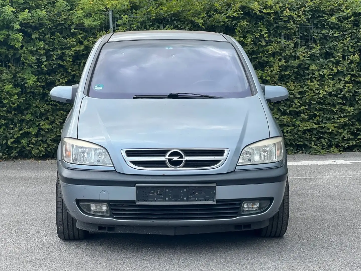 Opel Zafira 1.8 16V Automatik TÜV NEU Silber - 2