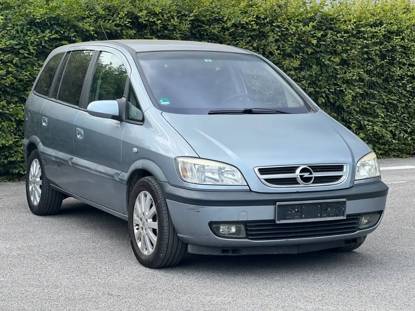 Opel Zafira 1.8 16V Automatik TÜV NEU Silber - 1
