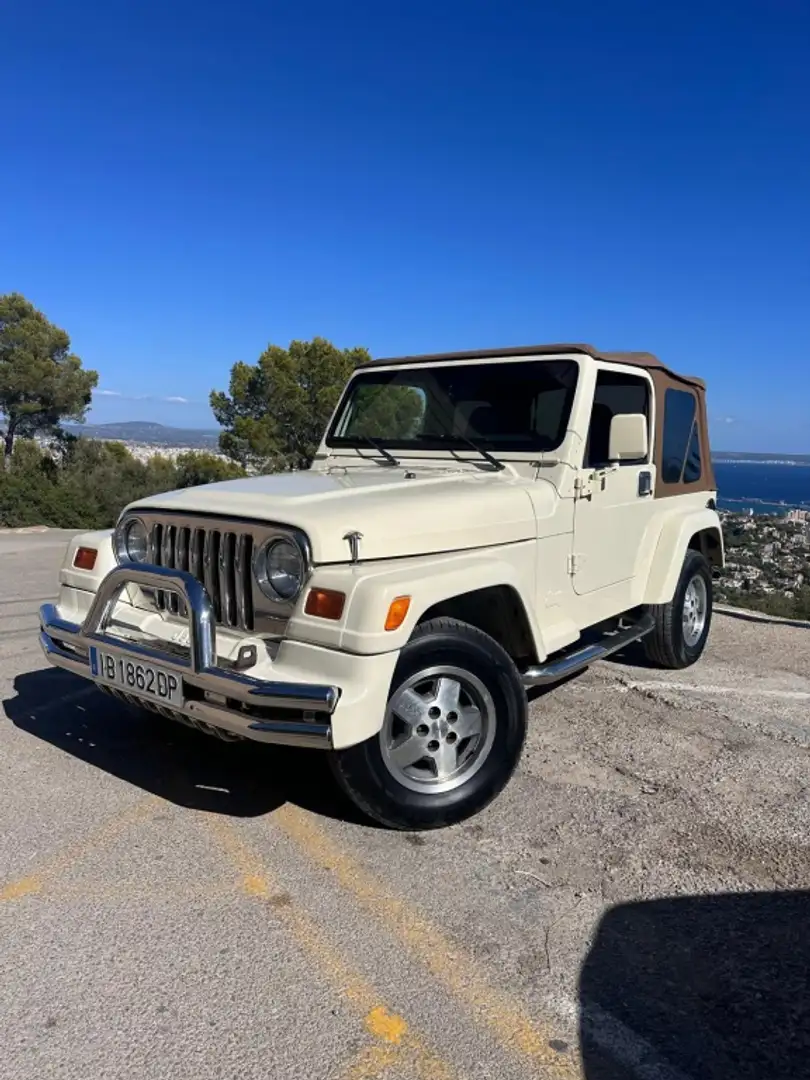 Jeep Wrangler 2.5 Soft Top - 1