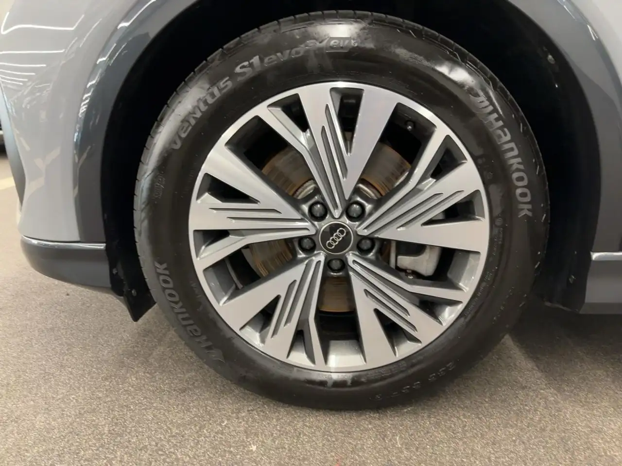 Audi Q4 e-tron 40 150 kW VIRTUAL LED NAVI DAB PDC 17