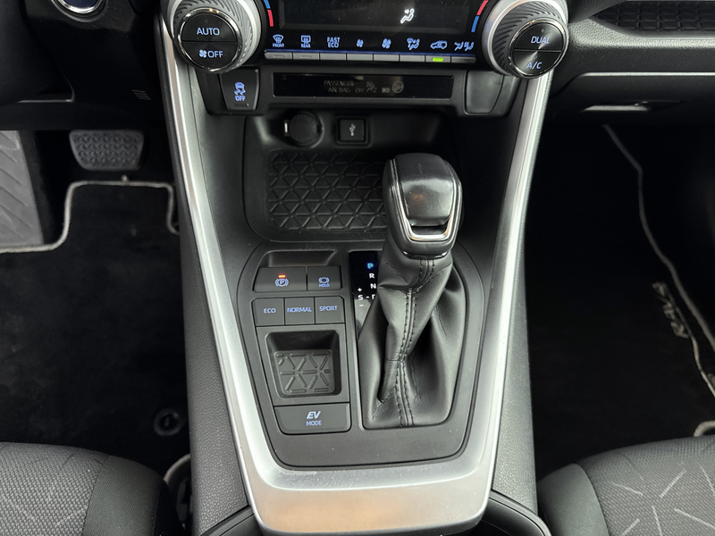 Toyota RAV 4 2.5 Hybrid Dynamic | Navigatie | Elek. Kofferklep — photo 10